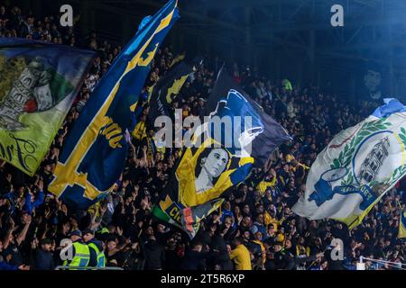 Frosinone, Italia. 6 novembre 2023. Tifosi di Frosinone durante la partita Frosinone calcio vs Empoli FC, serie A di calcio italiano a Frosinone, Italia, 06 novembre 2023 crediti: Agenzia fotografica indipendente/Alamy Live News Foto Stock