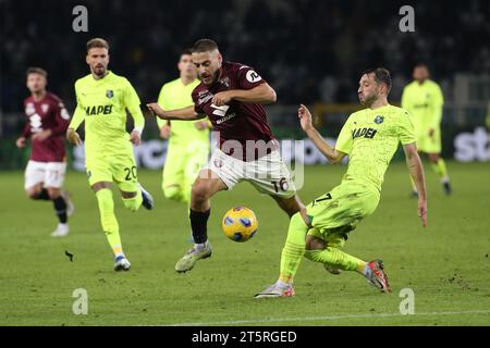 Torino, Italia. 6 novembre 2023. Nikola Vlasic (Torino FC) in azione durante Torino FC vs US Sassuolo, partita di calcio di serie A A Torino, Italia, 06 novembre 2023 crediti: Independent Photo Agency/Alamy Live News Foto Stock