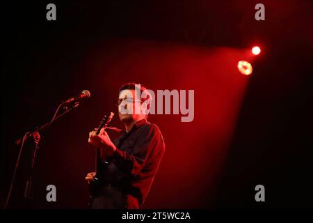 Nick Waterhouse bei einem Konzert im Huxleys Neue Welt a Berlino, 6. Novembre 2023. Nick Waterhouse Konzert Berlin *** Nick Waterhouse ad un concerto all'Huxleys Neue Welt di Berlino, 6 novembre 2023 Nick Waterhouse Concert Berlin Credit: Imago/Alamy Live News Foto Stock