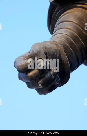 Scultura del pugno degli dei cinesi Foto Stock