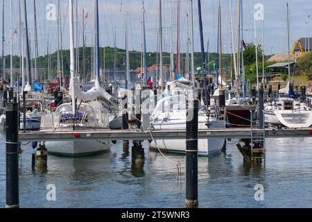 Kiel-Schleswig Holstein. Fotorundgang im Hafengebiet von Kiel im Bundesland Schleswig-Holstein nel Deutschland. Schiff, Segelboot, Hafen, Schilksee, Seglerhafen, Kiel - Schleswig-Holstein *** Kiel Schleswig Holstein Photo tour nella zona portuale di Kiel nello stato federale dello Schleswig Holstein in Germania nave, barca a vela, porto, Schilksee, porto di vela, Kiel Schleswig Holstein Credit: Imago/Alamy Live News Foto Stock