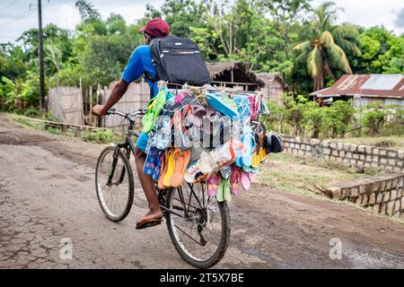 Dalla spiaggia di Nosy Be a Mont Passot Foto Stock