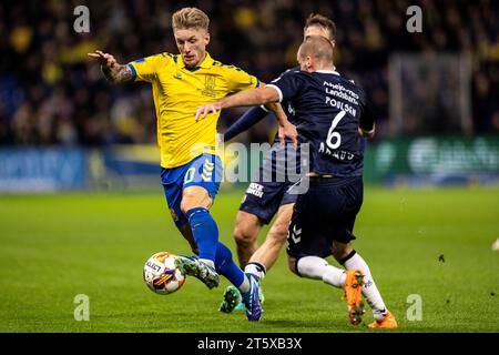 Brondby, Danimarca. 6 novembre 2023. Daniel Wass (10) di Broendby SE visto durante il 3F Superliga match tra Broendby IF e Aarhus GF al Brondby Stadium. (Foto: Gonzales Photo/Alamy Live News Foto Stock