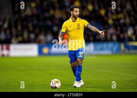 Brondby, Danimarca. 6 novembre 2023. Sean Klaiber (31) di Broendby SE visto durante il 3F Superliga match tra Broendby IF e Aarhus GF al Brondby Stadium. (Foto: Gonzales Photo/Alamy Live News Foto Stock