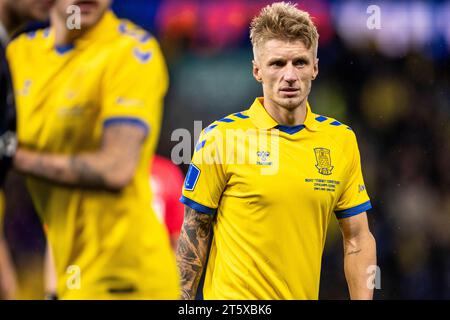 Brondby, Danimarca. 6 novembre 2023. Daniel Wass (10) di Broendby SE visto durante il 3F Superliga match tra Broendby IF e Aarhus GF al Brondby Stadium. (Foto: Gonzales Photo/Alamy Live News Foto Stock