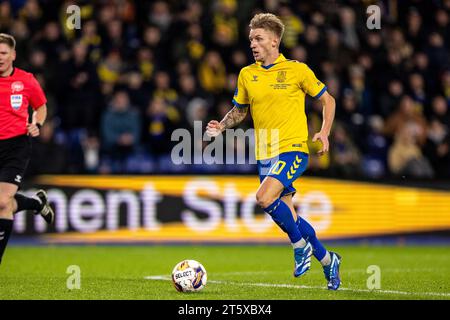 Brondby, Danimarca. 6 novembre 2023. Daniel Wass (10) di Broendby SE visto durante il 3F Superliga match tra Broendby IF e Aarhus GF al Brondby Stadium. (Foto: Gonzales Photo/Alamy Live News Foto Stock