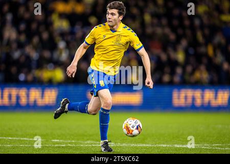 Brondby, Danimarca. 6 novembre 2023. Jacob Rasmussen (4) di Broendby SE visto durante il 3F Superliga match tra Broendby IF e Aarhus GF al Brondby Stadium. (Foto: Gonzales Photo/Alamy Live News Foto Stock