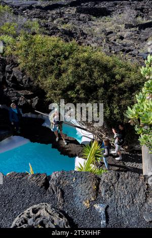 Spagna, Lanzarote, Tahíche: Foto di famiglia nella fondazione Cesar Manrique Foto Stock