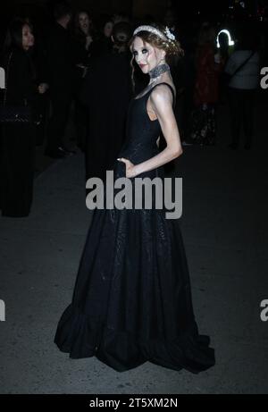 New York, New York, USA. 6 novembre 2023. Stacey Bendet arriva ai CFDA Awards 2023 all'American Museum of Natural History il 6 novembre 2023 a New York. Credito: RW/Media Punch/Alamy Live News Foto Stock