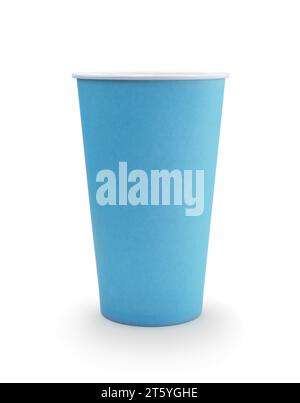 Tazza monouso in carta blu isolata su bianco. Foto Stock