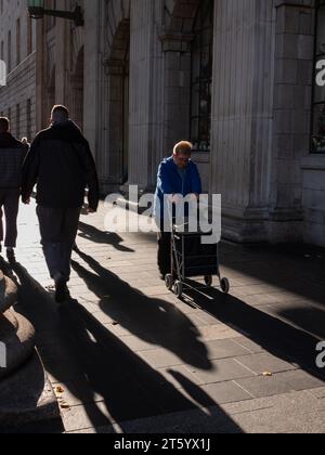 L'ufficio postale generale in o'Connell Street nella città di Dublino, Irlanda. Foto Stock