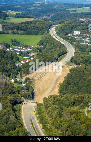 Vista aerea, demolito e fatto saltare in aria il ponte a valle Rahmede dell'autostrada A45, cantiere per la nuova costruzione, Gevelndorf, Lüdenscheid, Sauerl Foto Stock