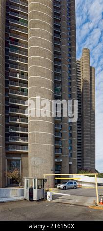 Le Tracey Towers sono brutali torri residenziali progettate da Paul Rudolph e completate nel 1972 con il programma Mitchell-Lama. Foto Stock