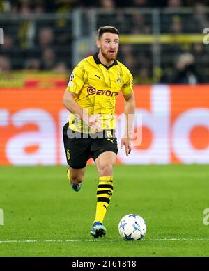 Salih Ozcan del Borussia Dortmund durante la partita del gruppo F di UEFA Champions League al Signal Iduna Park di Dortmund. Data immagine: Martedì 7 novembre 2023. Foto Stock