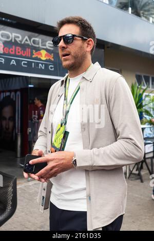 JUAN Martín DEL POTRO, un tennista professionista argentino arriva al paddock come parte del Gran Premio di F1 di San Paolo 2023 all'autodromo Jose Foto Stock