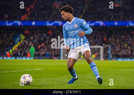 Oscar Bobb #52 di Manchester City durante la partita di UEFA Champions League Group G tra Manchester City e BSC Young Boys all'Etihad Stadium di Manchester martedì 7 novembre 2023. (Foto: Mike Morese | mi News) crediti: MI News & Sport /Alamy Live News Foto Stock