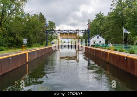 La chiusa del canale di Oswego numero ventitré, sul braccio di Oswego del canale Foto Stock