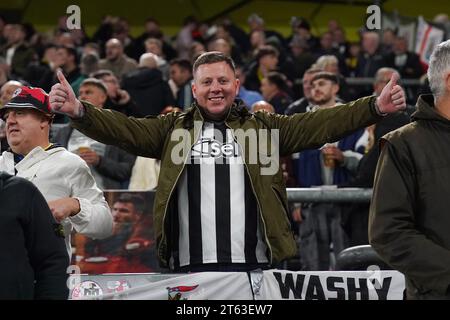 Dortmund, Germania. 7 novembre 2023. Tifoso del Newcastle durante il Borussia Dortmund FC vs Newcastle United FC UEFA Champions League turno 1 gruppo F partita al BVB Stadion, Dortmund, Germania il 7 novembre 2023 credito: Every Second Media/Alamy Live News Foto Stock