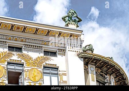 Vienna - Vienna (Austria): Häuser an der Linken Wienzeile (Naschmarkt) Foto Stock