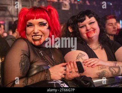 Nottingham, Regno Unito. 8 novembre 2023, evento: Rock City. “SUPERRIDUTTORE”. NELLA FOTO: Fans Credit: Mark Dunn/Alamy Live News Foto Stock