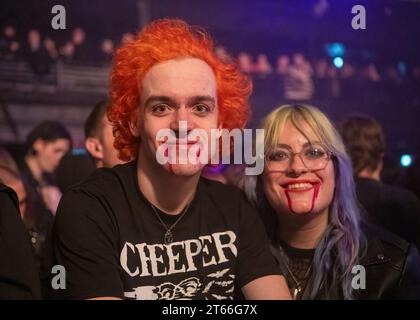 Nottingham, Regno Unito. 8 novembre 2023, evento: Rock City. “SUPERRIDUTTORE”. NELLA FOTO: Fans Credit: Mark Dunn/Alamy Live News Foto Stock