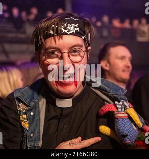 Nottingham, Regno Unito. 8 novembre 2023, evento: Rock City. “SUPERRIDUTTORE”. NELLA FOTO: Fans Credit: Mark Dunn/Alamy Live News Foto Stock