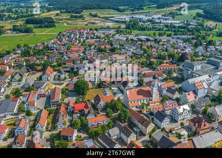 La regione intorno a Zusmarshausen nella valle dello Zusam vicino ad Augusta dall'alto Foto Stock