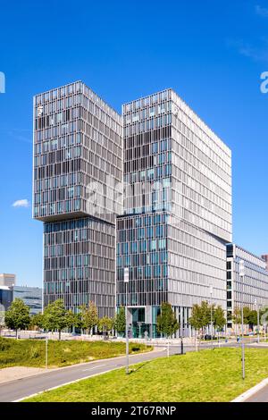 La torre FAZ nel quartiere Europaviertel a Francoforte sul meno, Germania, sede della Frankfurter Allgemeine Zeitung dal 2022. Foto Stock