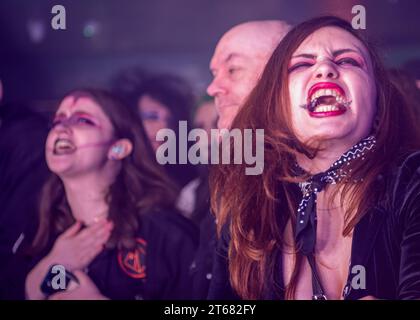 Nottingham, Regno Unito. 8 novembre 2023, evento: Rock City. “SUPERRIDUTTORE”. NELLA FOTO: Fans Credit: Mark Dunn/Alamy Live News Foto Stock