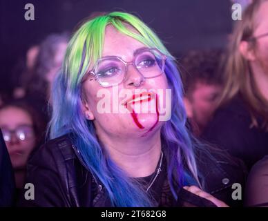 Nottingham, Regno Unito. 8 novembre 2023, evento: Rock City. “SUPERRIDUTTORE”. NELLA FOTO: Fan Credit: Mark Dunn/Alamy Live News Foto Stock