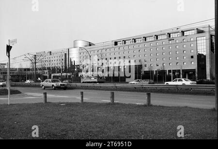 Germania, Bonn, 11/30/1992 Archivio: 37-58-35 Hotel Maritim in Bonn foto: Hotel Maritim [traduzione automatica] Foto Stock
