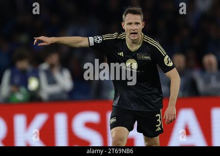 Il difensore tedesco di Berlino Paul Jaeckel gesticolò durante la partita di Champions League tra SSC Napoli e Union Berlin allo stadio Diego Armando Maradona di Napoli, Italia meridionale, l'8 novembre 2023. Foto Stock