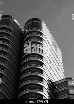 The Corniche, Mixed Use Development, Albert Embankment, South London, London, Inghilterra, Regno Unito, Regno Unito. Foto Stock