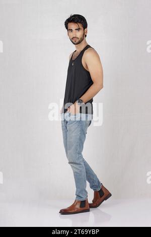 Giovane bell'indiano Foto Stock