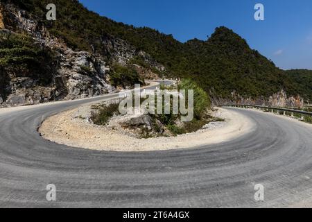 Villaggi e fattorie presso il circuito ha Giang nel Vietnam del Nord Foto Stock