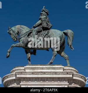 Maestosa statua del re Vittorio Emanuele II, altare della Patria, monumento Milite Ignoto (Milite Ignoto), Piazza Venezia. Roma, Italia, Europa, UE Foto Stock