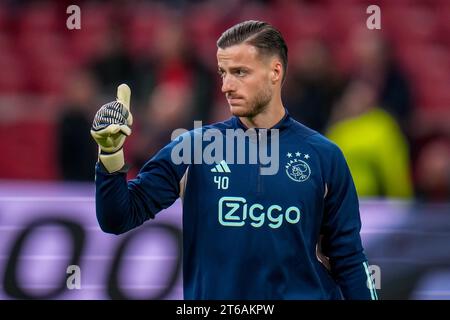 Amsterdam, Paesi Bassi. 9 novembre 2023. AMSTERDAM, PAESI BASSI - 9 NOVEMBRE: Il portiere Diant Ramaj dell'AFC Ajax reagisce durante la partita di UEFA Europa League 2023/24 gruppo B tra l'AFC Ajax e Brighton & Hove Albion alla Johan Cruyff Arena il 9 novembre 2023 ad Amsterdam, Paesi Bassi. (Foto di Rene Nijhuis/Orange Pictures) credito: Orange Pics BV/Alamy Live News Foto Stock