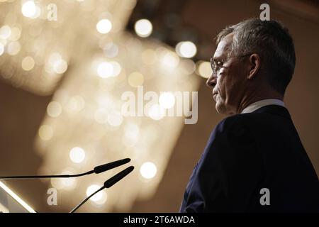 Jens Stoltenberg, Generalsekretaer der NATO, aufgenommen im Rahmen seiner Rede bei der Eroeffnung der NATO Cyberkonferenz im Auswaertigen AMT a Berlino, 09.11.2023. Berlin Deutschland *** Jens Stoltenberg, Segretario generale della NATO, registrato durante il suo discorso all'apertura della NATO Cyber Conference presso il Federal Foreign Office di Berlino, 09 11 2023 Berlino Germania Copyright: XJaninexSchmitz/photothek.dex Credit: Imago/Alamy Live News Foto Stock