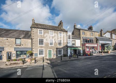 North Craven Building Preservation Trust sta progettando di rigenerare questo edificio georgiano, il Dr. Buck's House a Settle Market Place, North Yorkshire. Foto Stock