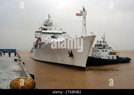 USNS Bruce C Heezen T-AGS-64 Foto Stock