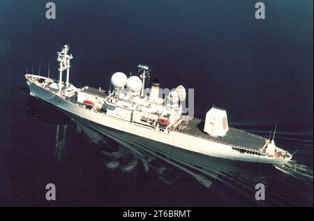 USNS Observation Island (T-AGM-23) Foto Stock