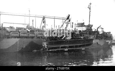 USS Alecto (AGP-14) ad Albany, New York (USA), circa nell'ottobre 1945 Foto Stock