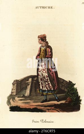 Costume di una donna ebrea polacca, pewnbroker o di una donna di abiti vecchi, XVIII secolo. Indossa un mantello di seta foderato in pelliccia, una cintura con cordicella dorata, una petticoat damascata con orlo ricamato, grembiule calico stampato. Copricapo in lino a righe e cappuccio nero. Juive Polonaise. Incisione su copperplate a mano dopo un'illustrazione di William Alexander di J-B.. Eyries l'Autriche: Costumes, Moeurs et Usages des Autrichiens, Austria: Costumes, Manners and Mores of the Austrians, Librairie de Gide Fils, Parigi, 1823. Jean-Baptiste Eyries (1767-1846) è stato un geografo, autore e traduttore francese. Foto Stock