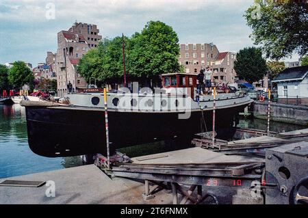 Old Harbour, Port for Historical Ships & Warf, per riparazioni e manutenzione e una destinazione di viaggio per turisti e viaggiatori. Rotterdam, Paesi Bassi. Foto Stock