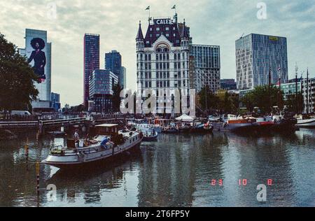 Old Harbour, Port for Historical Ships & Warf, per riparazioni e manutenzione e una destinazione di viaggio per turisti e viaggiatori. Rotterdam, Paesi Bassi. Foto Stock