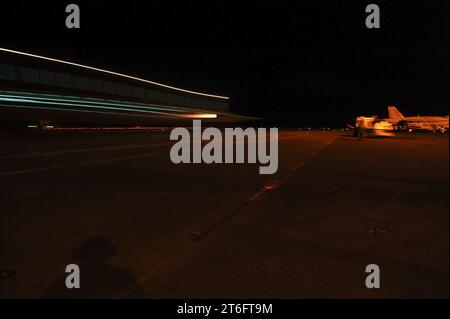 USS Theodore Roosevelt 151002 Foto Stock