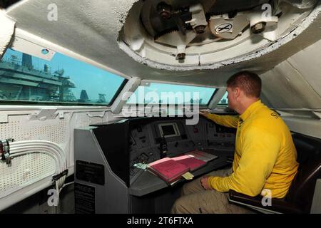 USS Theodore Roosevelt azione 150926 Foto Stock