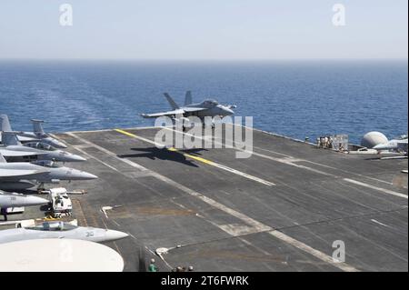 USS Theodore Roosevelt operazioni 150519 Foto Stock