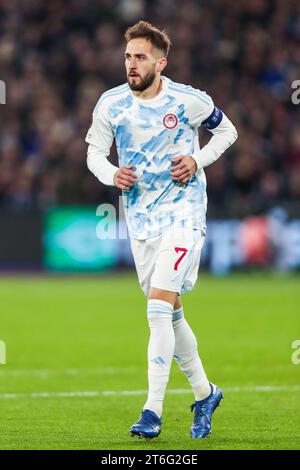 Londra, Regno Unito. 10 novembre 2023. Kostas Fortounis dell'Olympiakos in azione durante la partita del West Ham United FC contro Olympiakos FC UEFA Europa League gruppo A allo Stadio di Londra, Inghilterra, Regno Unito il 9 novembre 2023 Credit: Every Second Media/Alamy Live News Foto Stock