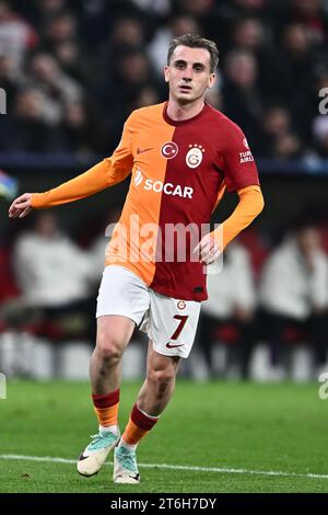 MONACO DI BAVIERA, GERMANIA - 8 NOVEMBRE: Kerem Akturkoglu del Galatasaray durante la partita di UEFA Champions League tra FC Bayern Monaco e Galatasaray A.S. Foto Stock